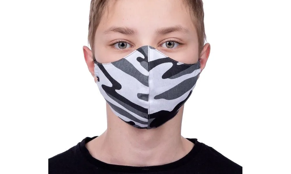Maska na twarz – profilowana dla dzieci 8-12 lat wzór moro biała